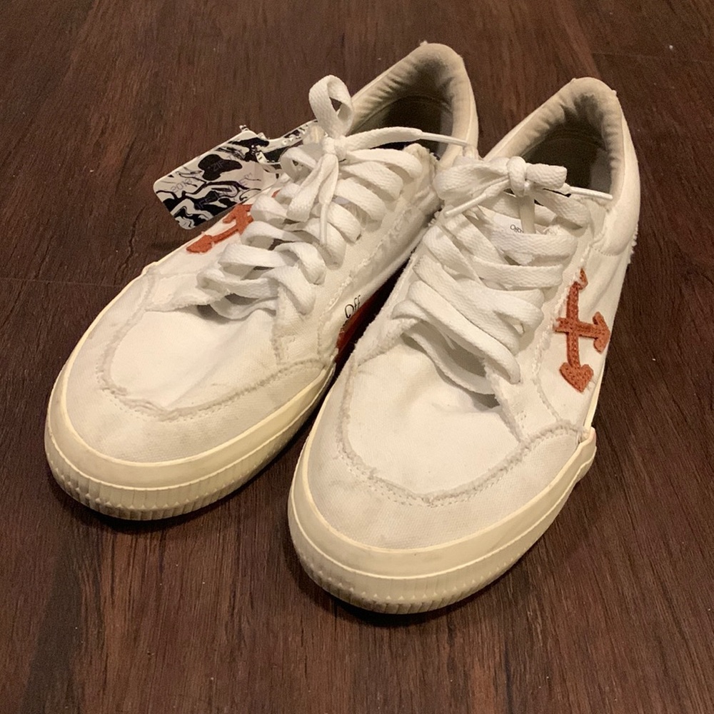 Off White Shoes - image 1